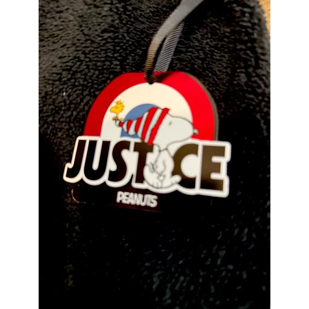 Girls Justice Peanuts Snoopy Jacket NWT Size Medium 10